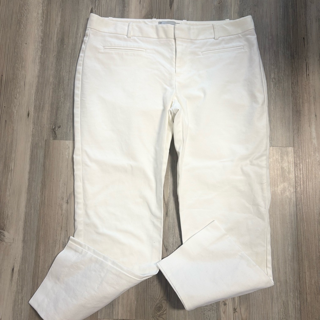 Gap Size 8 Cropped Pants